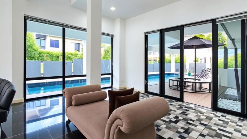 Bungalow House for Sale in Perdana Lake View (Cyberjaya) - Adzura Zamedin - Living Room - PropertyGuru.com.my