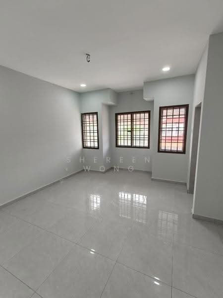 Bungalow House for Sale in Taman Setia Indah (Tebrau) - Shereen Wong - Living Room - PropertyGuru.com.my