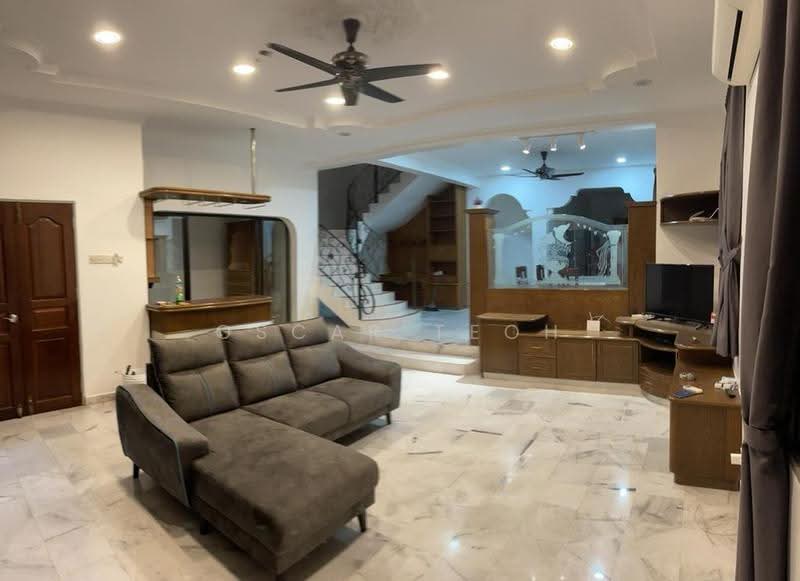 Rumah Berkembar untuk Disewa di Ipoh Garden (Ipoh) - Oscar Teoh - Living Room - PropertyGuru.com.my