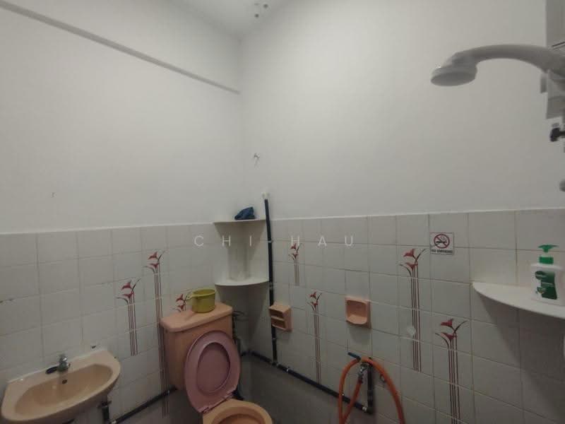 Rumah Teres 2-Tingkat untuk Disewa di Pjs 7 (Sunway) - Chi Hau - Bathroom - PropertyGuru.com.my