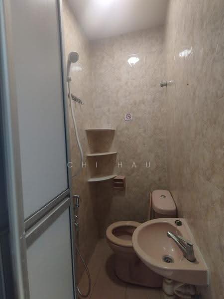 Rumah Teres 2-Tingkat untuk Disewa di Pjs 7 (Sunway) - Chi Hau - Bathroom - PropertyGuru.com.my