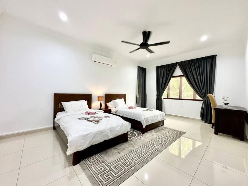 Rumah Banglo untuk Dijual di Putrajaya (Putrajaya) - Danial Mohd Zaki - Bedroom - PropertyGuru.com.my