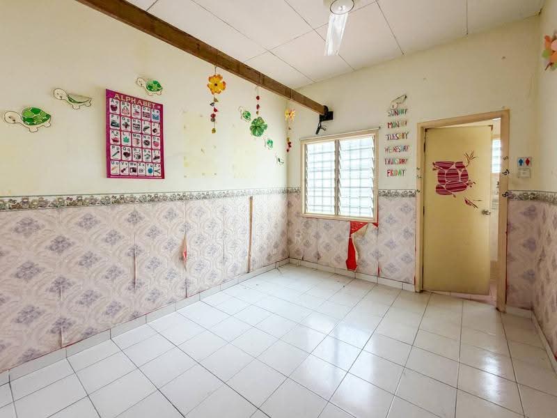 Rumah Teres 2-Tingkat untuk Dijual di Taman Pelangi Semenyih (Semenyih) - Azli Ibrahim - Interior - PropertyGuru.com.my