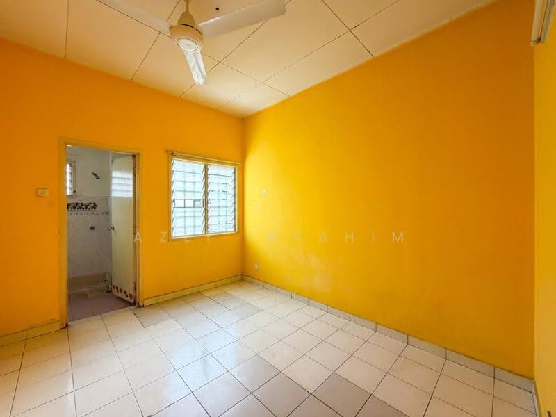 Rumah Teres 2-Tingkat untuk Dijual di Taman Pelangi Semenyih (Semenyih) - Azli Ibrahim - Interior - PropertyGuru.com.my