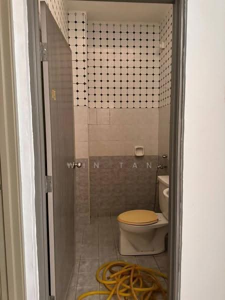 Rumah Teres 2-Tingkat untuk Disewa di Taman Rinting (Masai) - Win Tan - Bathroom - PropertyGuru.com.my