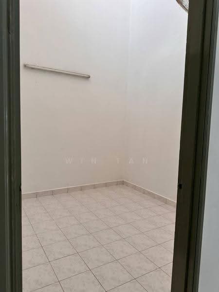 Rumah Teres 2-Tingkat untuk Disewa di Taman Rinting (Masai) - Win Tan - Interior - PropertyGuru.com.my