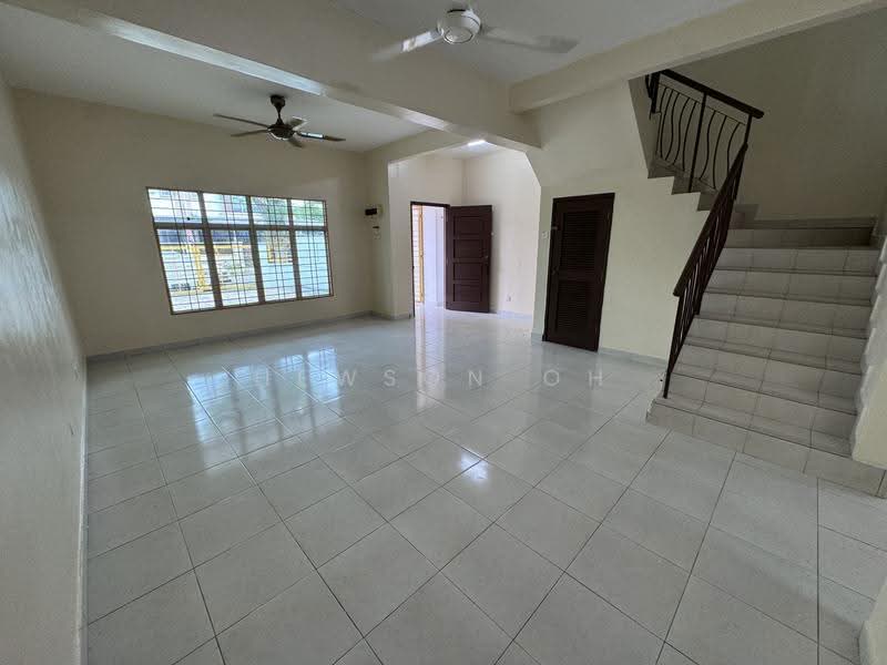 Rumah Teres 2-Tingkat untuk Disewa di Bandar Rinching (Semenyih) - Hewson Oh - Living Room - PropertyGuru.com.my
