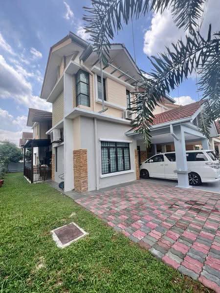 Semi-Detached House for Sale in Puncak Bangi (Bandar Baru Bangi) - Azli Ibrahim - Exterior - PropertyGuru.com.my