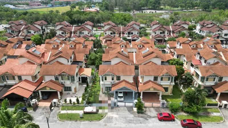 Semi-Detached House for Sale in Puncak Bangi (Bandar Baru Bangi) - Azli Ibrahim - Exterior - PropertyGuru.com.my