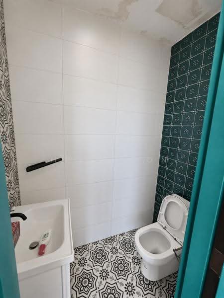Shop / Office for Rent in Tropicana (Selangor) - Huan Boon Liang - Bathroom - PropertyGuru.com.my