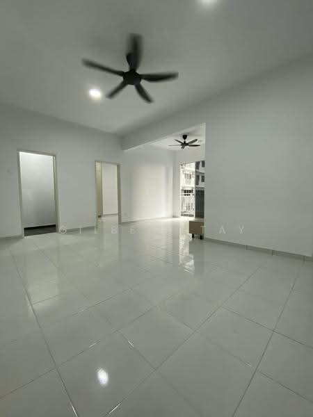Pangsapuri untuk Disewa di Seri Topaz - Gilbert Tay - Living Room - PropertyGuru.com.my