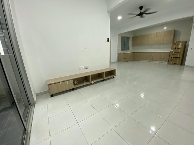 Pangsapuri untuk Disewa di Seri Topaz - Gilbert Tay - Living Room - PropertyGuru.com.my