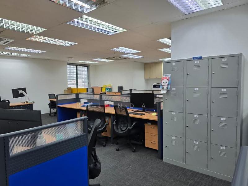 Kedai / Pejabat untuk Dijual di KL City Centre (Kuala Lumpur) - Belinda . - Work stations - PropertyGuru.com.my