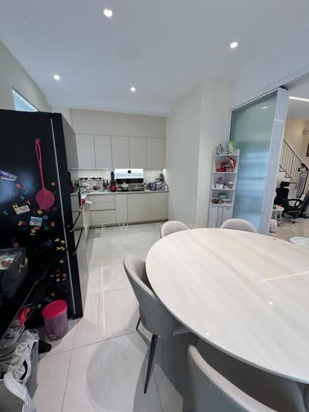 Terraced House for Sale in Eco Grandeur (Puncak Alam) - Yew Ping - Kitchen - PropertyGuru.com.my