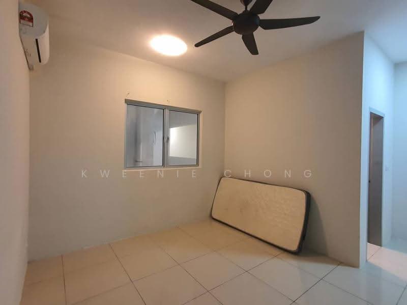 Condominium for Sale at Platinum OUG Residence - Kweenie Chong - Bedroom - PropertyGuru.com.my