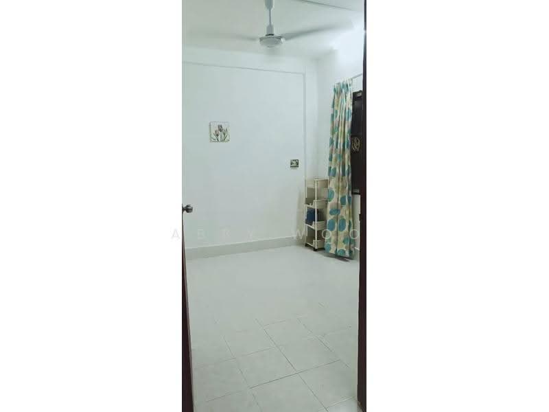 Flat for Rent at Flat PKNS Section 7 - Abby Woo - Interior - PropertyGuru.com.my