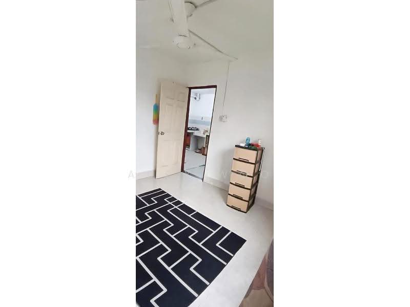 Flat for Rent at Flat PKNS Section 7 - Abby Woo - Interior - PropertyGuru.com.my