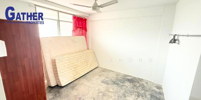Rumah Flat untuk Disewa di Rumah Pangsa Bercham - Ainsley Thong - Bedroom - PropertyGuru.com.my