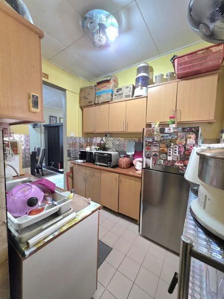 Townhouse for Sale in Bandar Seri Putra (Bangi) - Azli Ibrahim - Kitchen - PropertyGuru.com.my