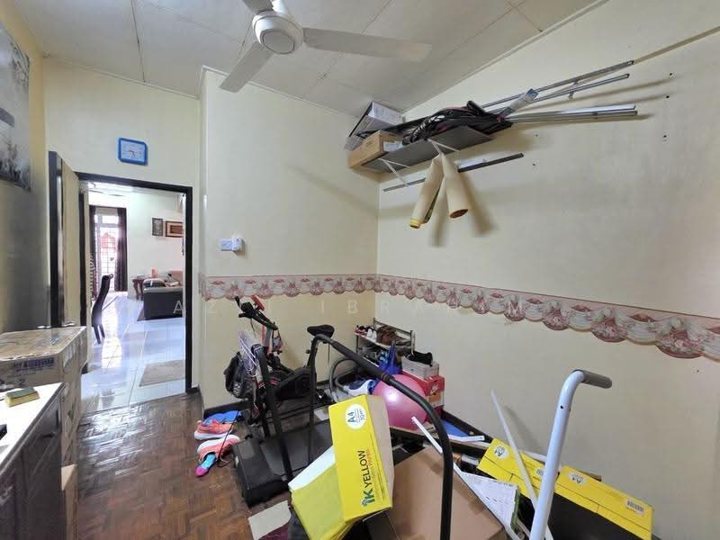 Townhouse for Sale in Bandar Seri Putra (Bangi) - Azli Ibrahim - Living Room - PropertyGuru.com.my