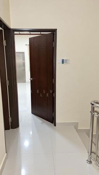 2-storey Terraced House for Sale in Gelugor (Penang) - Kelvin Lee - Corridor - PropertyGuru.com.my