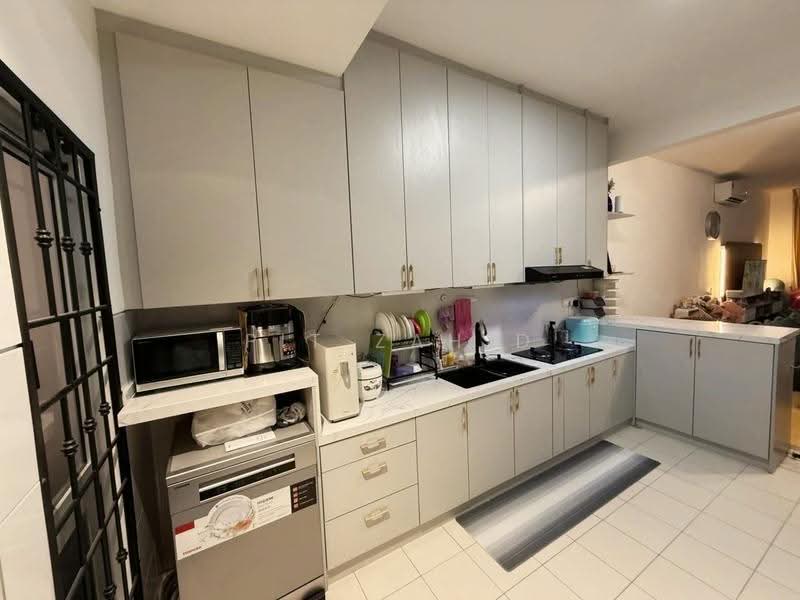 Terraced House for Sale in Bandar Serenia (Dengkil) - Pit Zahid - Kitchen - PropertyGuru.com.my