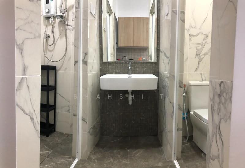 Kediaman Servis untuk Disewa di The Grand Subang Jaya SS15 - Shahshi T - Bathroom - PropertyGuru.com.my