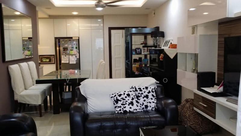 Kondominium untuk Disewa di Pelangi Utama - Victor Foo - Living Room - PropertyGuru.com.my