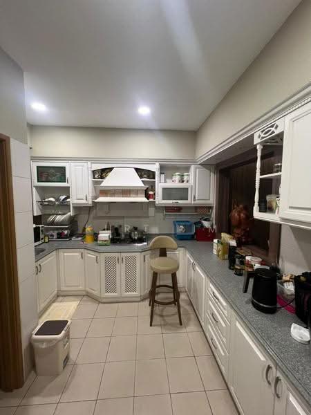 Kondominium untuk Dijual di Casa Desa - Kurt Lim - Kitchen - PropertyGuru.com.my