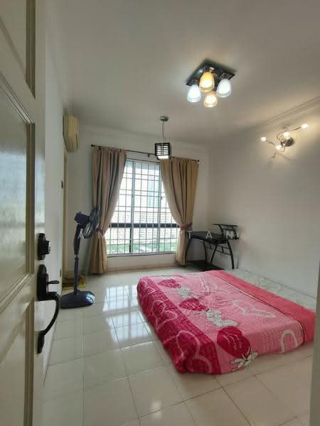 Kondominium untuk Disewa di Serina Bay - Annie Tan - Bedroom - PropertyGuru.com.my