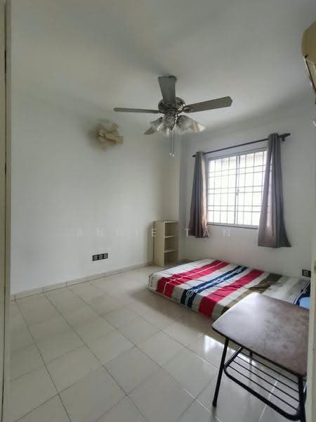Kondominium untuk Disewa di Serina Bay - Annie Tan - Bedroom - PropertyGuru.com.my
