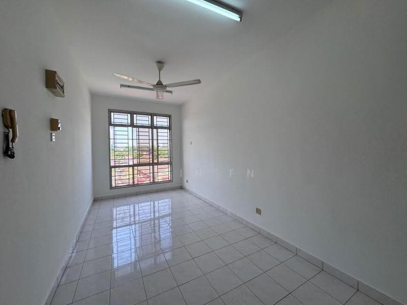 Apartment for Sale at Pangsapuri Mata Kuching - CHIN FN - Living Room - PropertyGuru.com.my