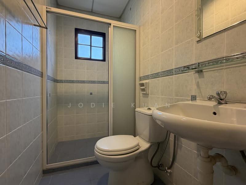 Common Bathroom