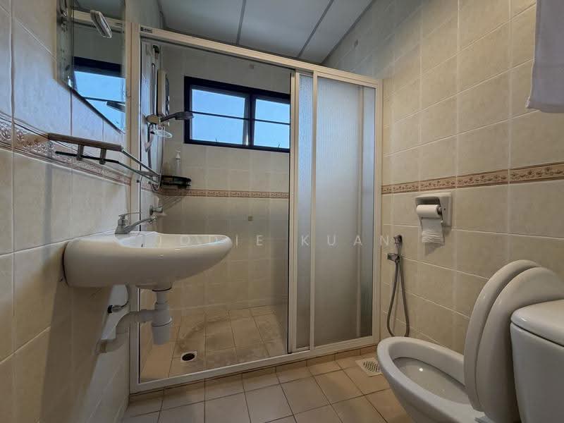 Master Bedroom with Ensuite Bathroom
