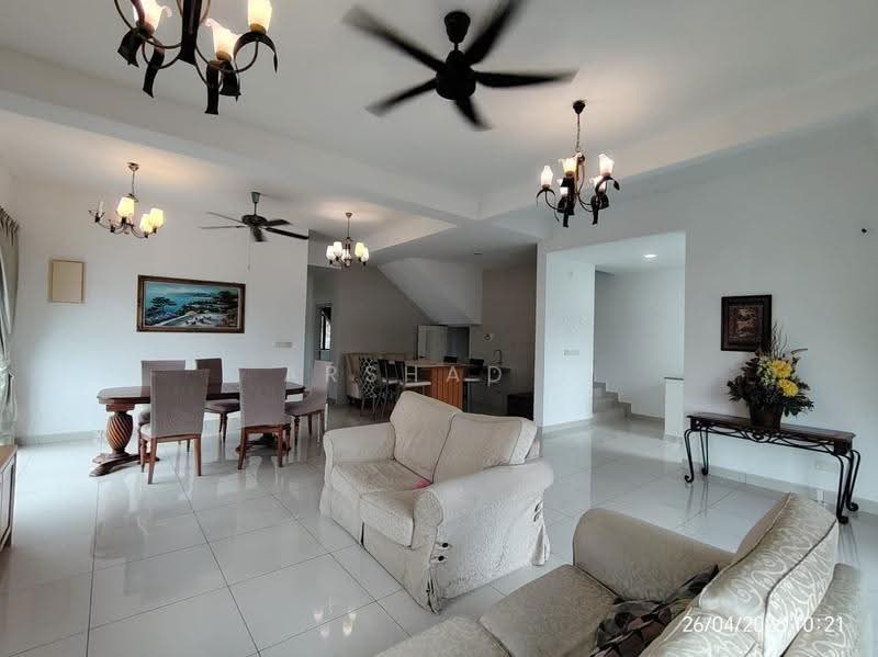 Rumah Berkembar untuk Dijual di Taman Nusa Idaman (Iskandar Puteri (Nusajaya)) - Arshad . - Living Room - PropertyGuru.com.my