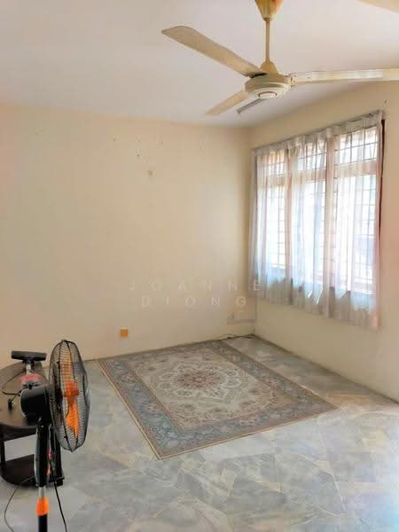 2-storey Terraced House for Sale in U5,Taman Subang Perdana (Shah Alam) - Joanne Diong - Living Room - PropertyGuru.com.my