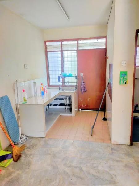 2-storey Terraced House for Sale in U5,Taman Subang Perdana (Shah Alam) - Joanne Diong - Kitchen - PropertyGuru.com.my