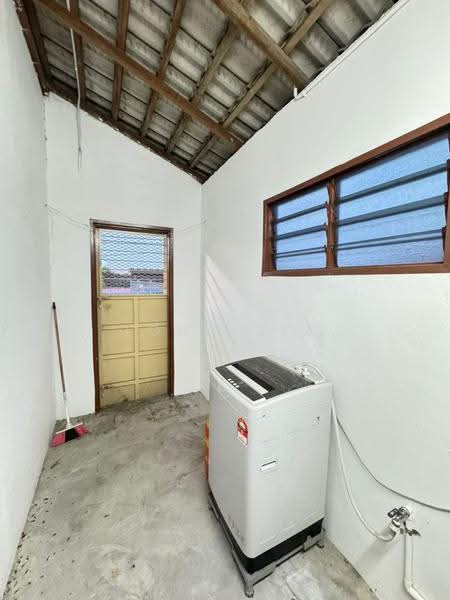 1-storey Terraced House for Rent in Taman Ungku Tun Aminah (Skudai) - John Sia - Interior - PropertyGuru.com.my