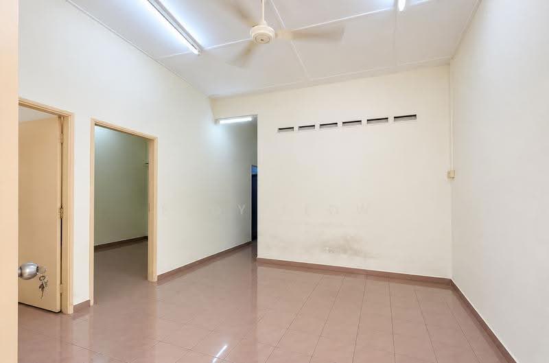 1-storey Terraced House for Sale in Taman Kesidang Seksyen 3 (Melaka City) - Eddy Leow - Interior - PropertyGuru.com.my