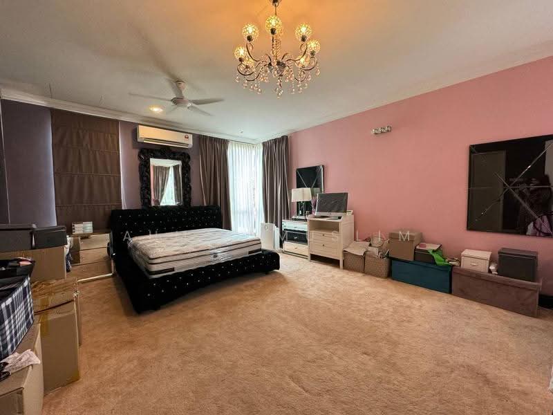 Bungalow House for Sale in Gombak (Selangor) - Ahmad Muslim - Bedroom - PropertyGuru.com.my