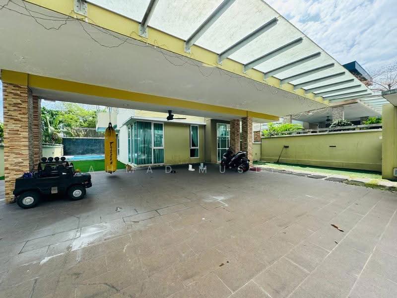 Bungalow House for Sale in Gombak (Selangor) - Ahmad Muslim - PropertyGuru.com.my