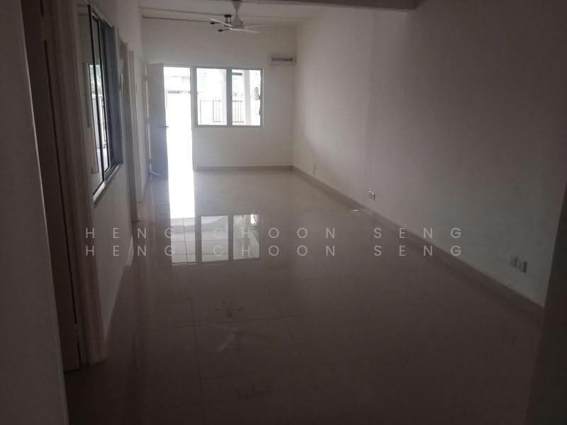 1-storey Terraced House for Sale in Selangor (Gombak) - heng choon seng heng choon seng - Living Room - PropertyGuru.com.my