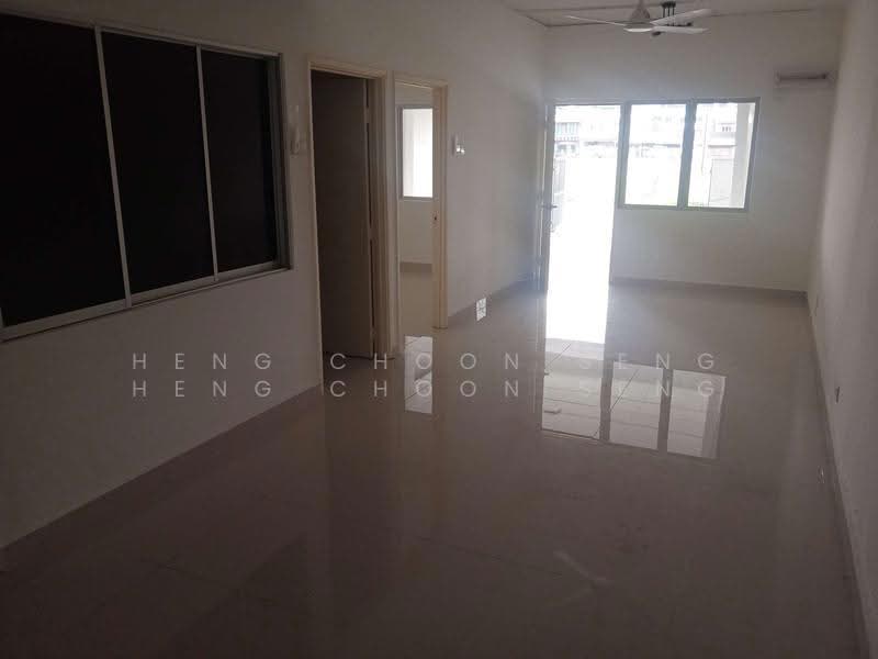 1-storey Terraced House for Sale in Selangor (Gombak) - heng choon seng heng choon seng - living room - PropertyGuru.com.my