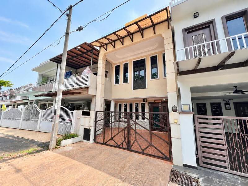 2.5-storey Terraced House for Sale in Taman Kosas (Ampang) - Adzura Zamedin - Exterior - PropertyGuru.com.my