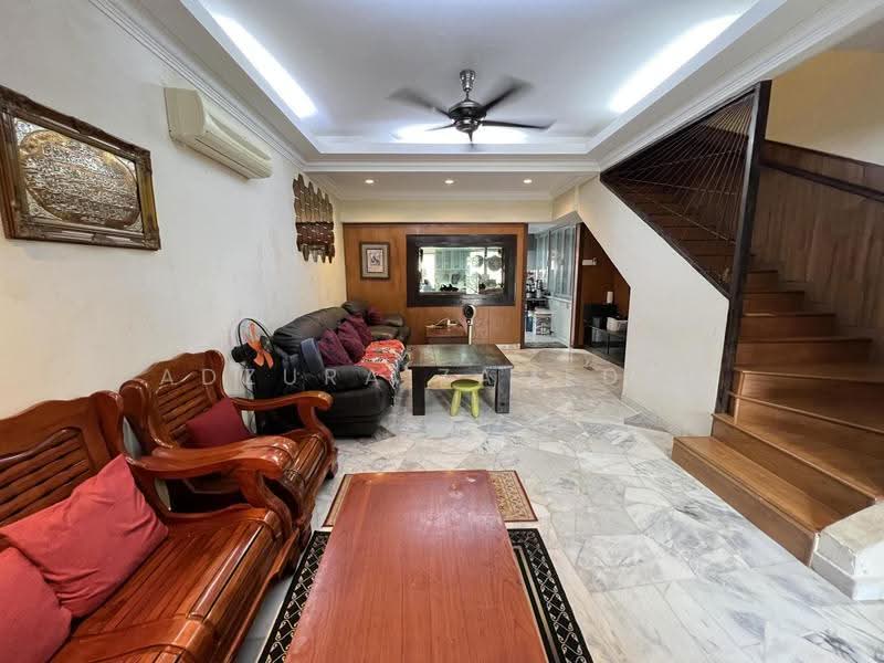 2.5-storey Terraced House for Sale in Taman Kosas (Ampang) - Adzura Zamedin - Living Room - PropertyGuru.com.my