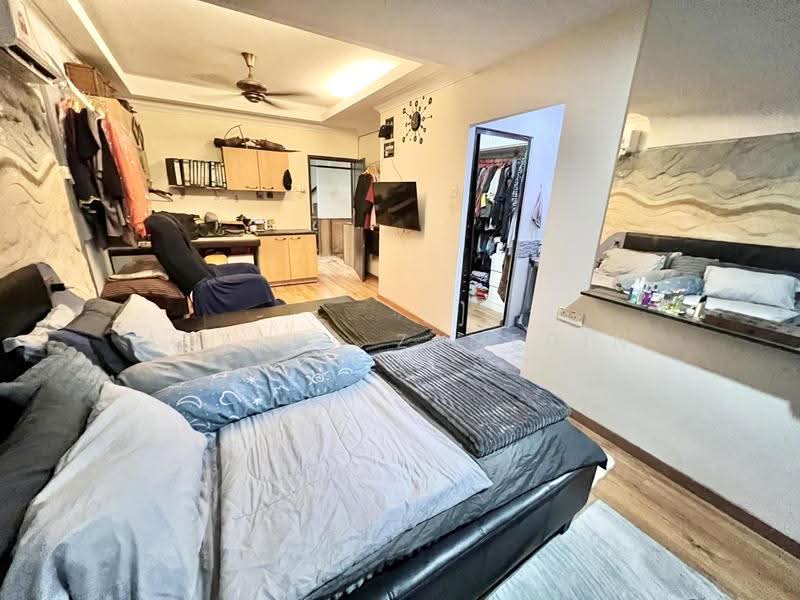 2.5-storey Terraced House for Sale in Taman Kosas (Ampang) - Adzura Zamedin - Bedroom - PropertyGuru.com.my