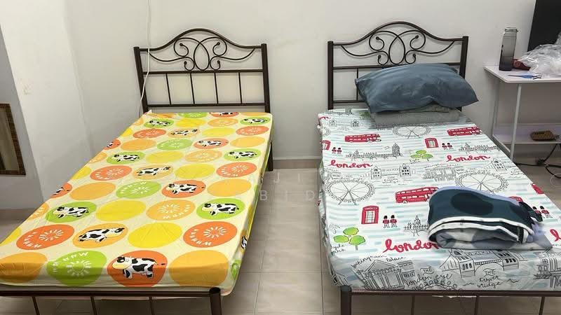 Pangsapuri untuk Disewa di Taman Haji Mohd Amin - S.a. Haji Mohd Zabidi - Bedroom - PropertyGuru.com.my