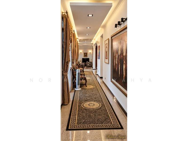 Corridor