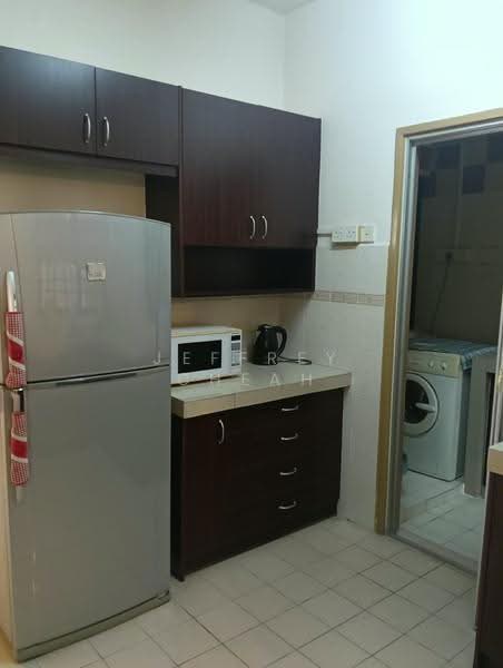 Kondominium untuk Disewa di Pelangi Astana - Jeffrey Cheah - Kitchen - PropertyGuru.com.my