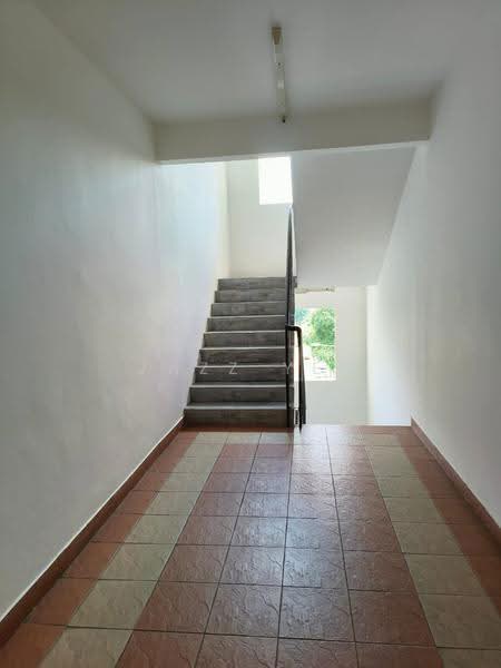 Apartment for Sale at Gembira Park - Jazz Yee - Corridor - PropertyGuru.com.my